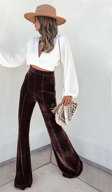 Gia Velvet Flair