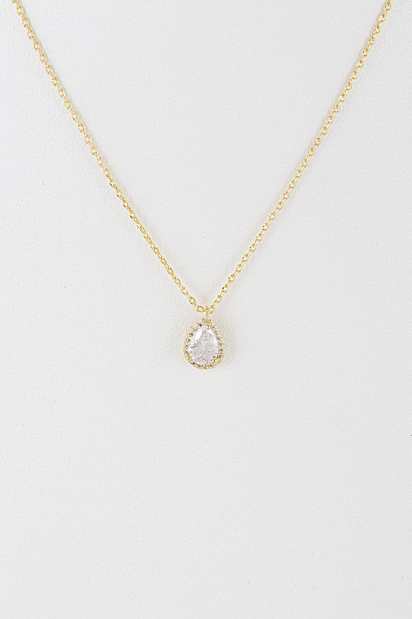 Dainty teardrop necklace